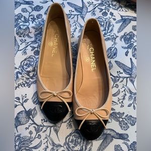 Beautiful Chanel  ballet flats